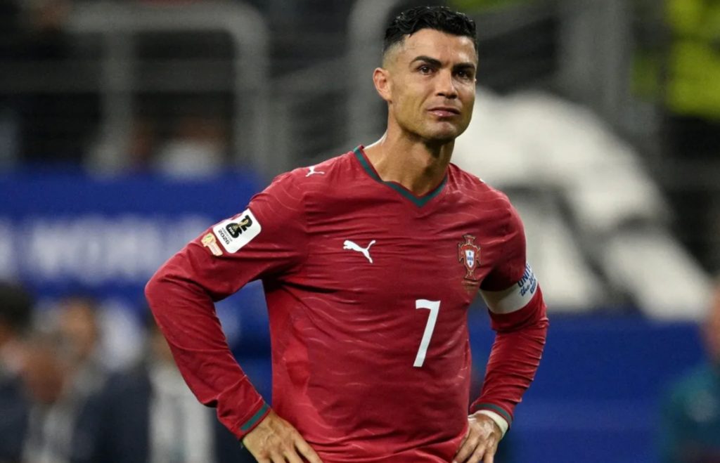 cristiano ronaldo efsanesi sona erdi gozyaslariyla dunya kupasina veda ihtisat spor haber